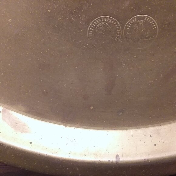 Vintage Brass color  Metal Round Serving/Candle/Wall Decor Tray 10.5" diameter - Picture 2 of 9